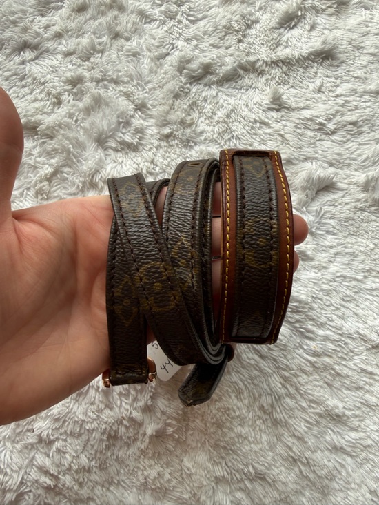 Louis Vuitton Monogram Crossbody Strap - Picture 3 of 10